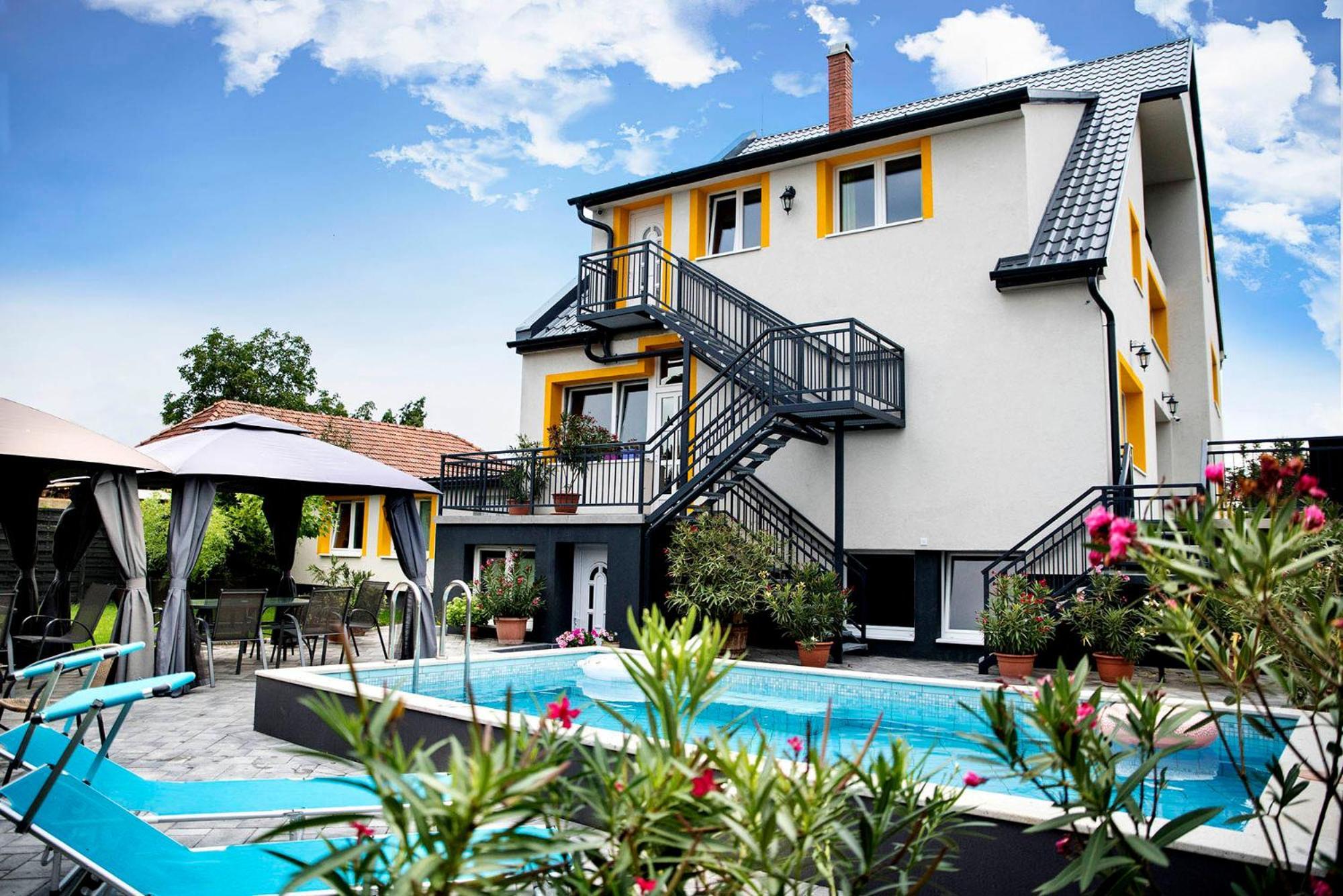 Maklár Vi-Li Panzio Bed & Breakfast エクステリア 写真